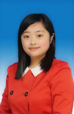 钟培尹.jpg